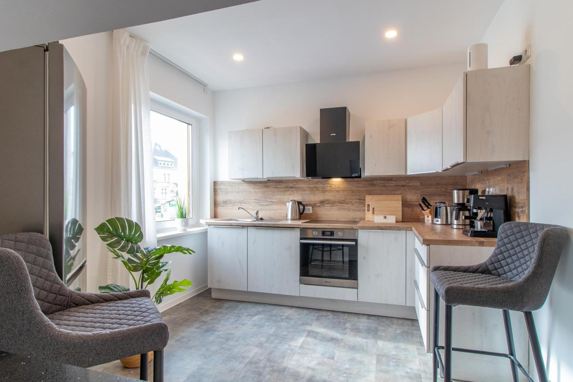 Stilvolles City-apartment I Netflix I Wlan L Stellplatz I Zentral *