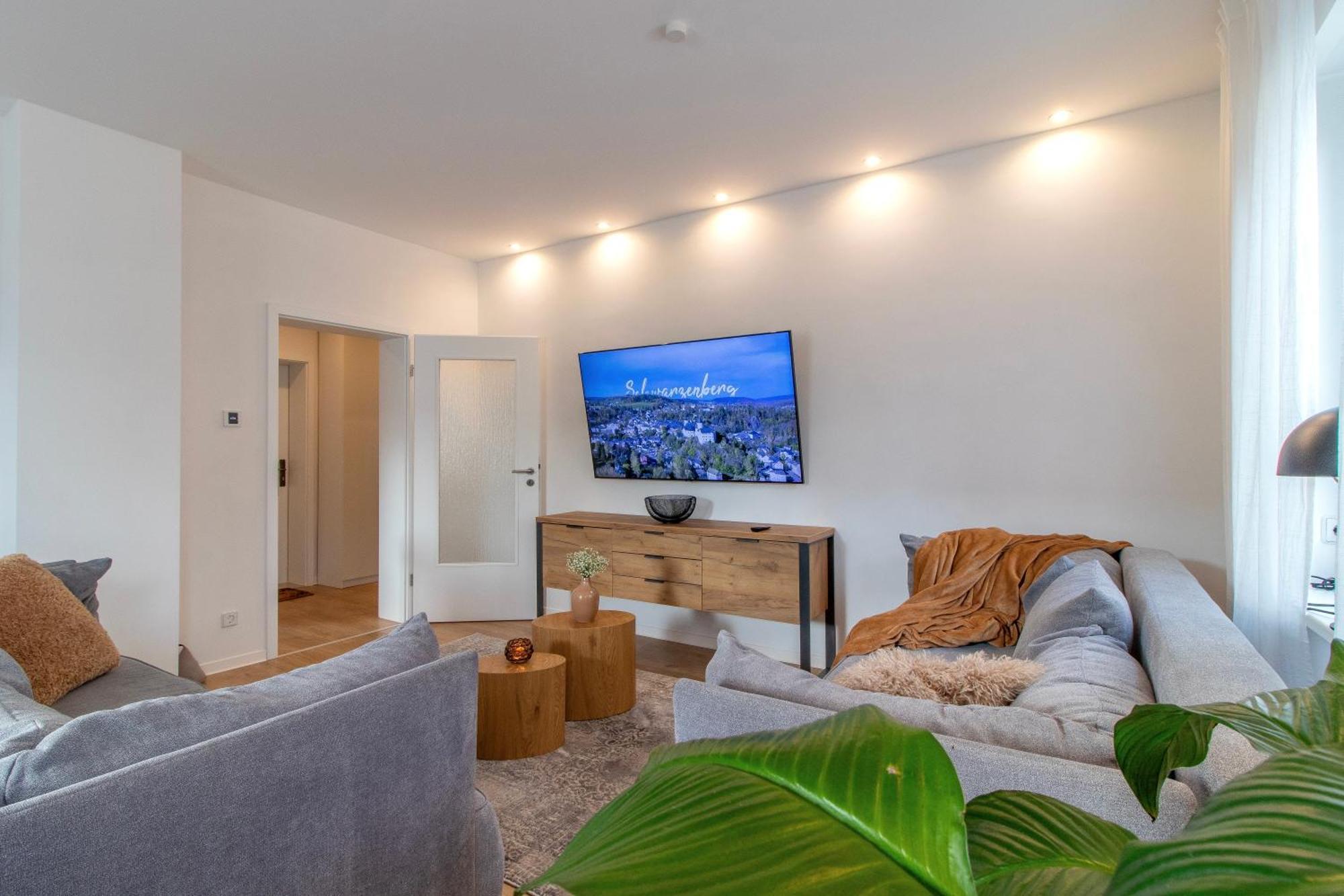 Stilvolles City-apartment I Netflix I Wlan L Stellplatz I Zentral